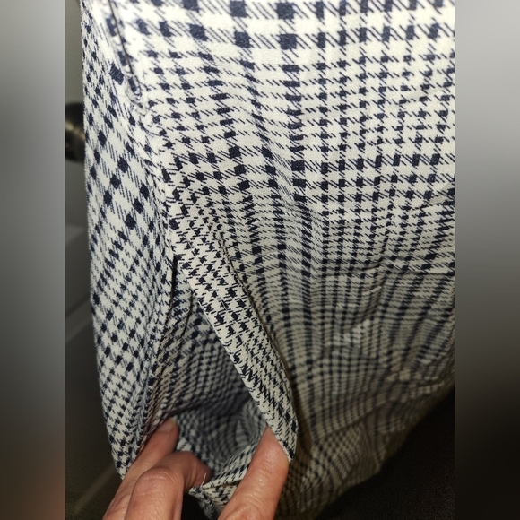 Button-Up Warderobe Dress Size XS - Picture 7 of 9